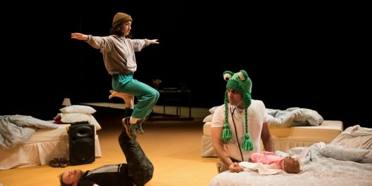 First Look_ Beginners at Unicorn Theatre