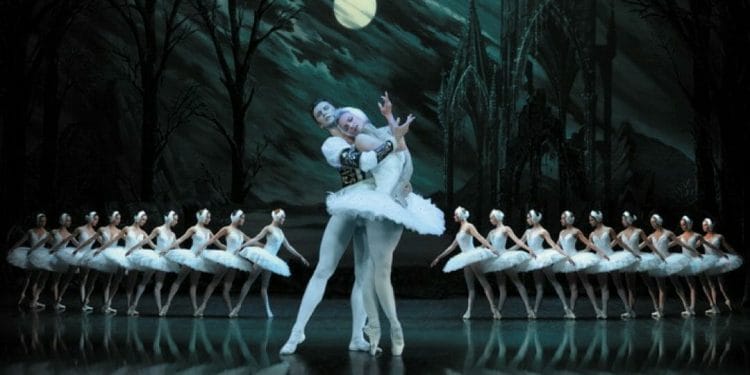 St Petersburg Ballet Theatre Brings Swan Lake to London Coliseum