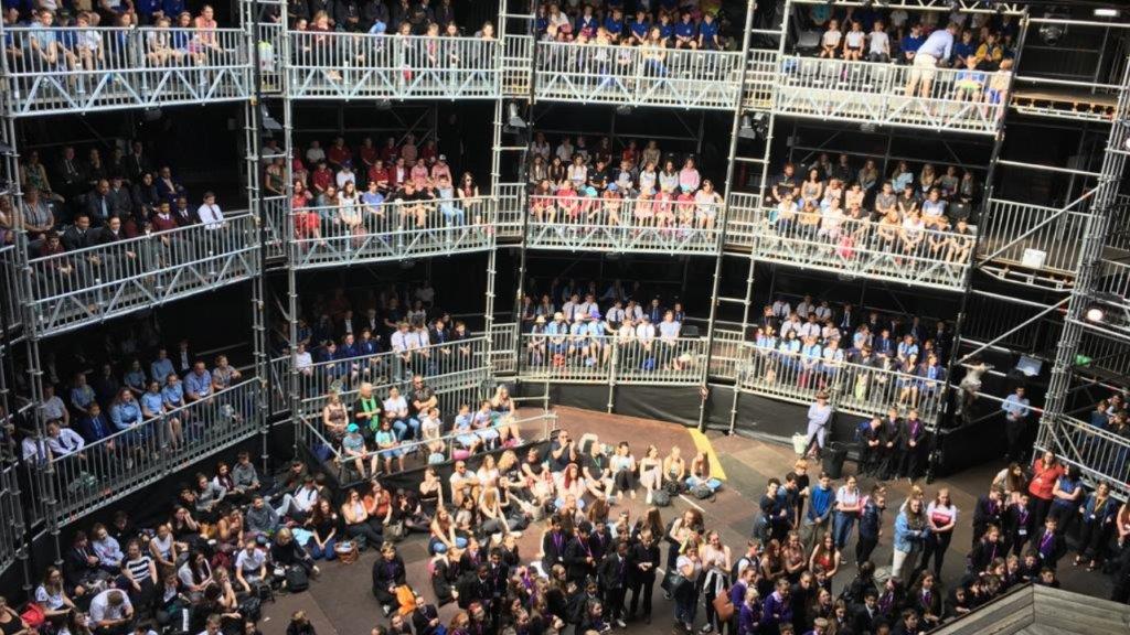 SHAKESPEARES ROSE THEATRE YORK SCHOOLS PERFORMANCE