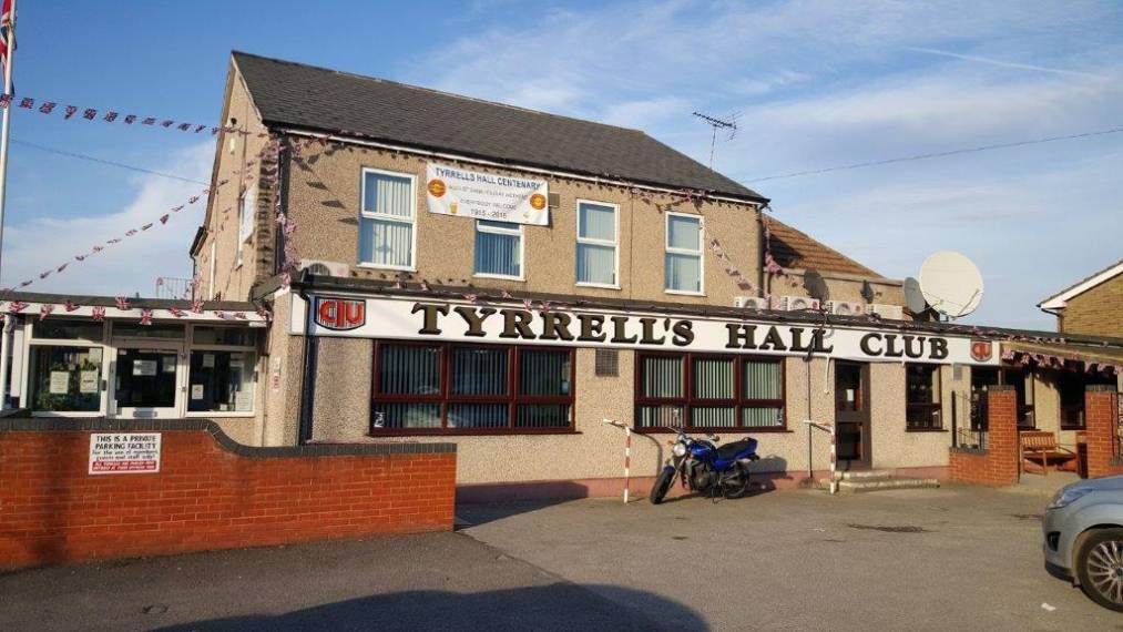 Outside Tyrrells Hall Grays