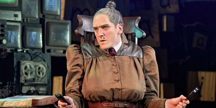 Elliot Harper as Miss Trunchbull in Matilda The Musical. By Manuel Harlan