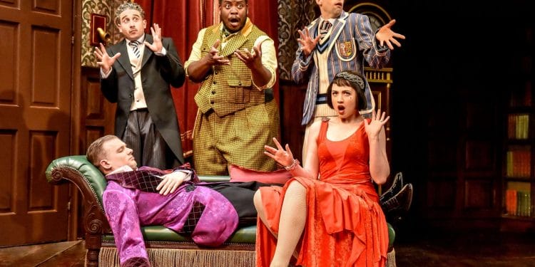 The Play That Goes Wrong Credit Robert Day