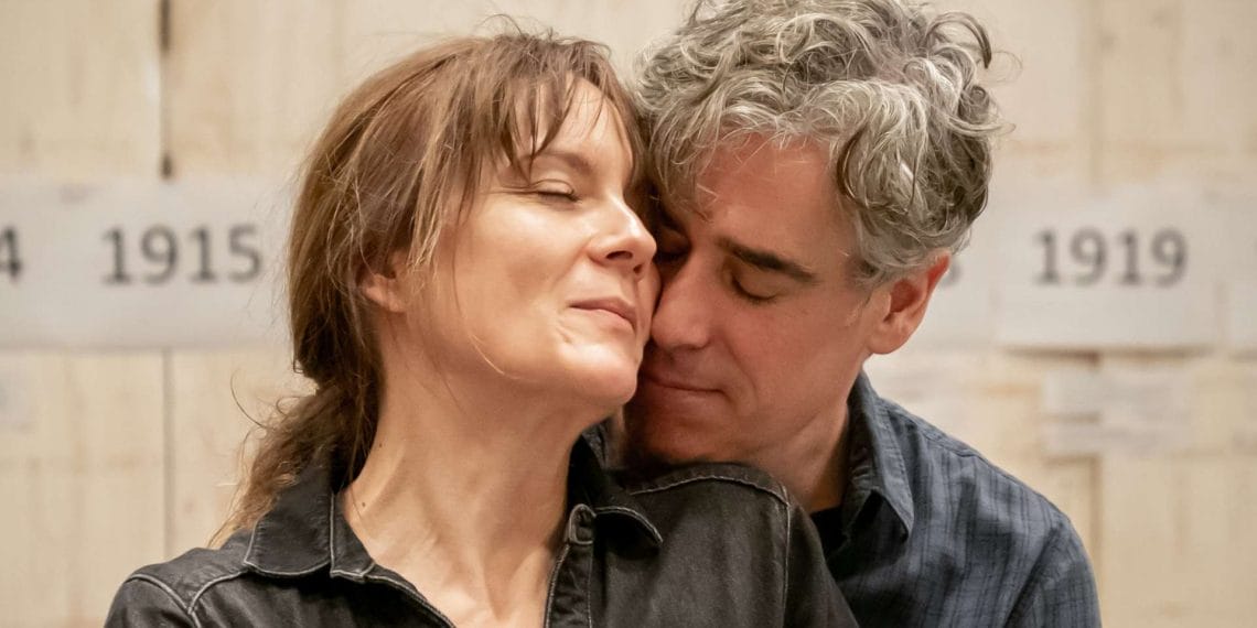 Rachael Stirling and Stephen Mangan in rehearsals for PRIVATE LIVES photo by Marc Brenner