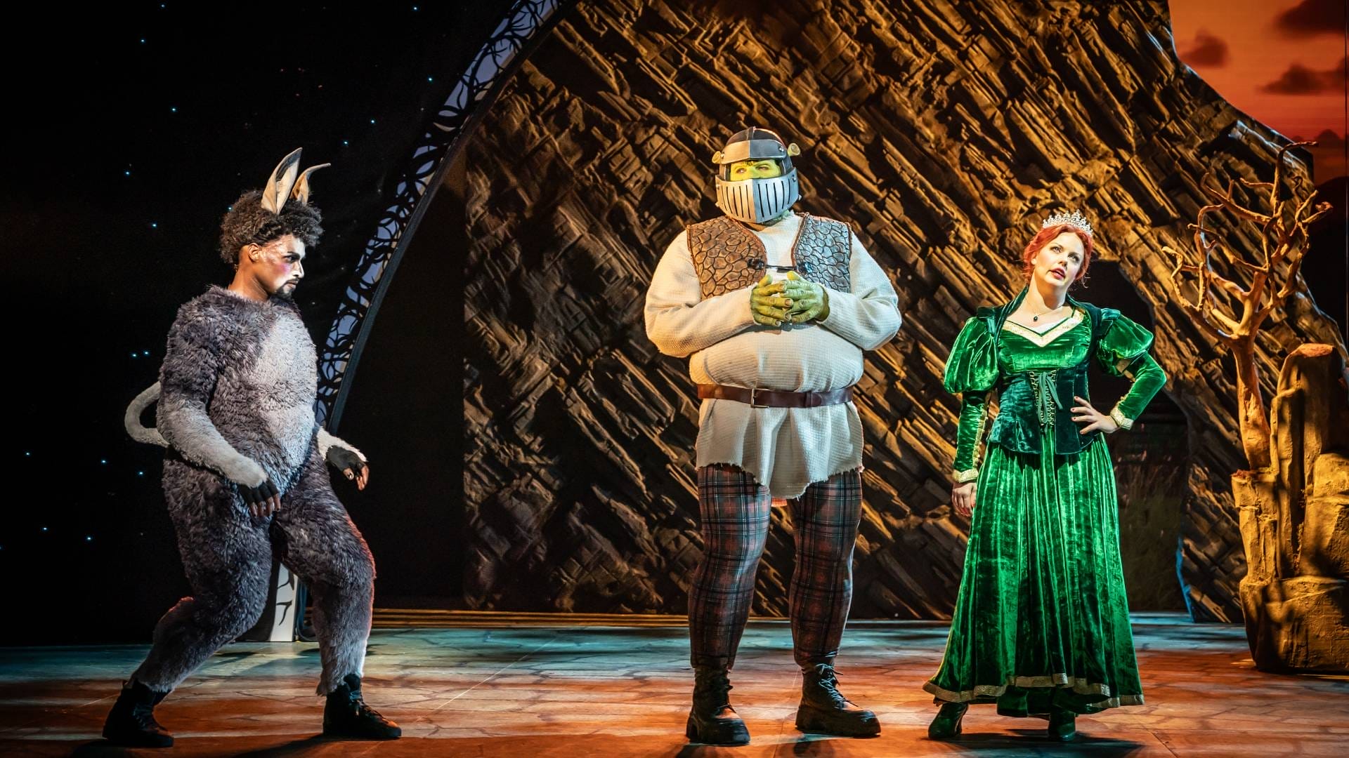 First Look Shrek The Musical On Tour Theatre Weekly