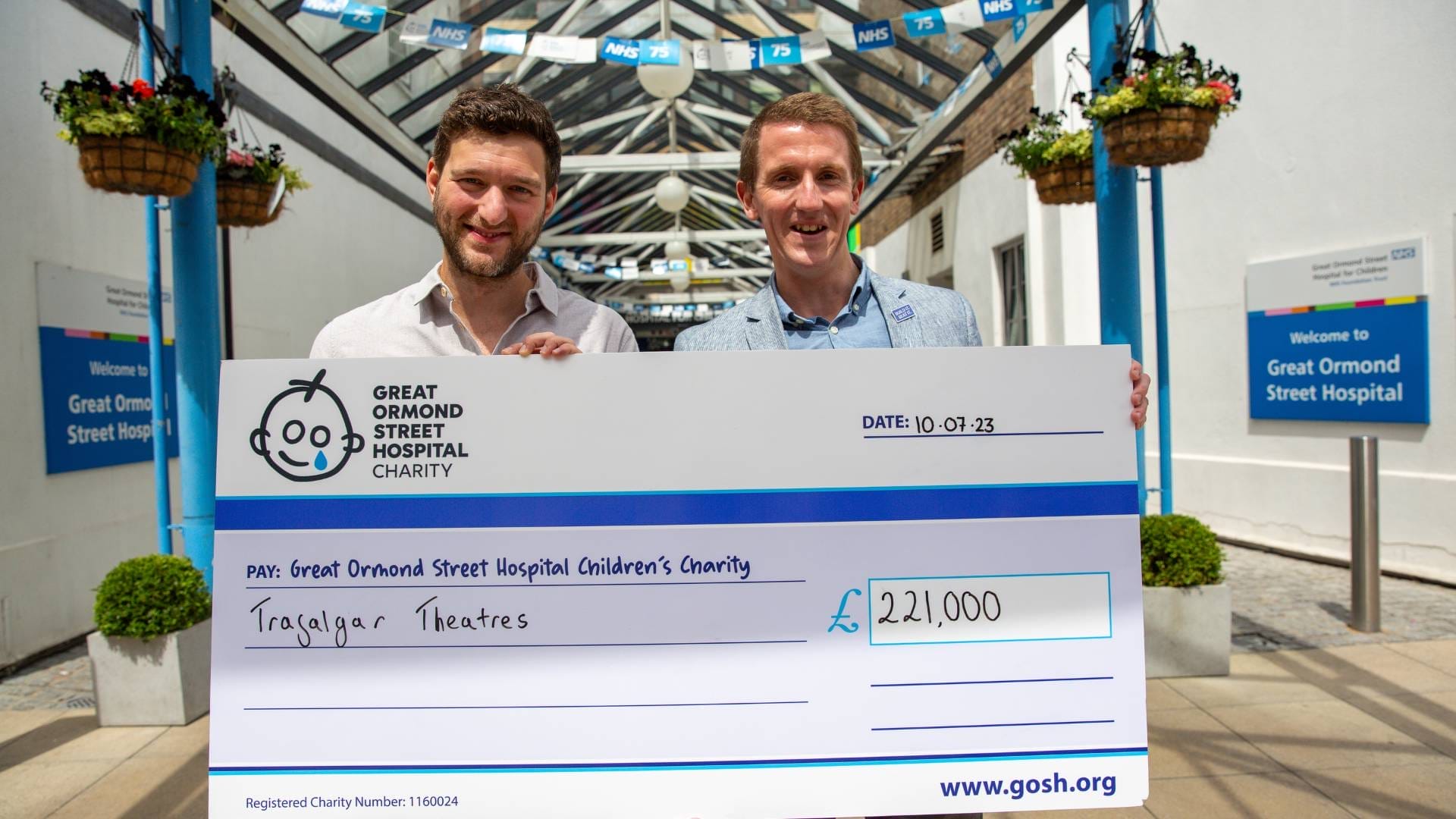Trafalgar Theatres GOSH Cheque Presentation