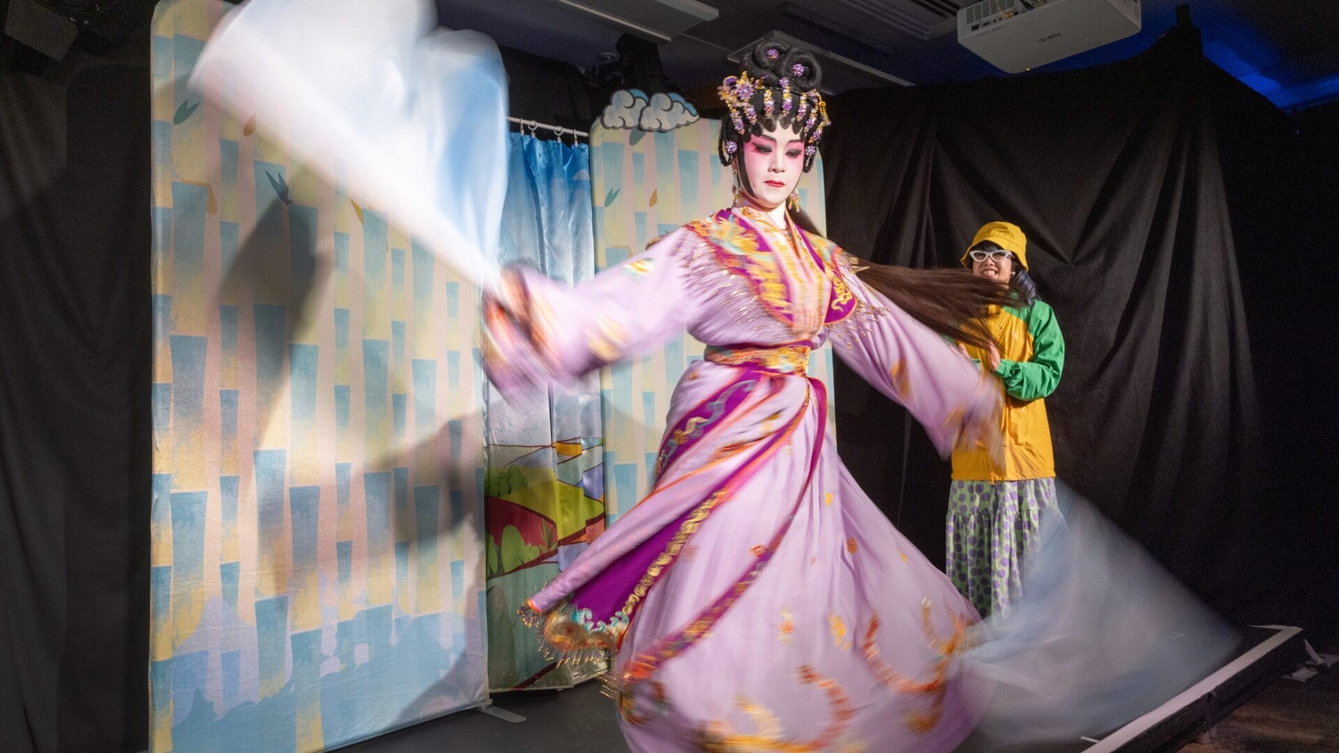 Cantonese Opera Dic Dic Chang Chang Playground shot 4 (c) Henry Cheng