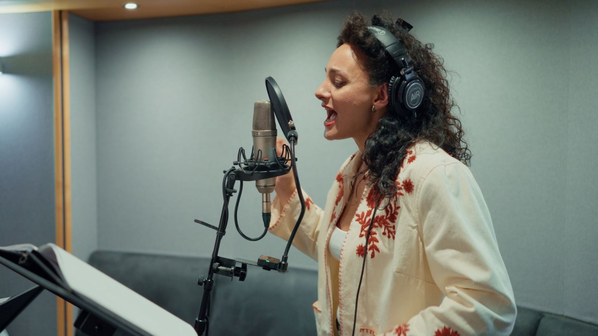 Pretty Little Dead Things Still images supplied by publicist